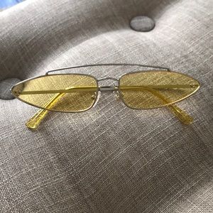 Retro Yellow Sunnies